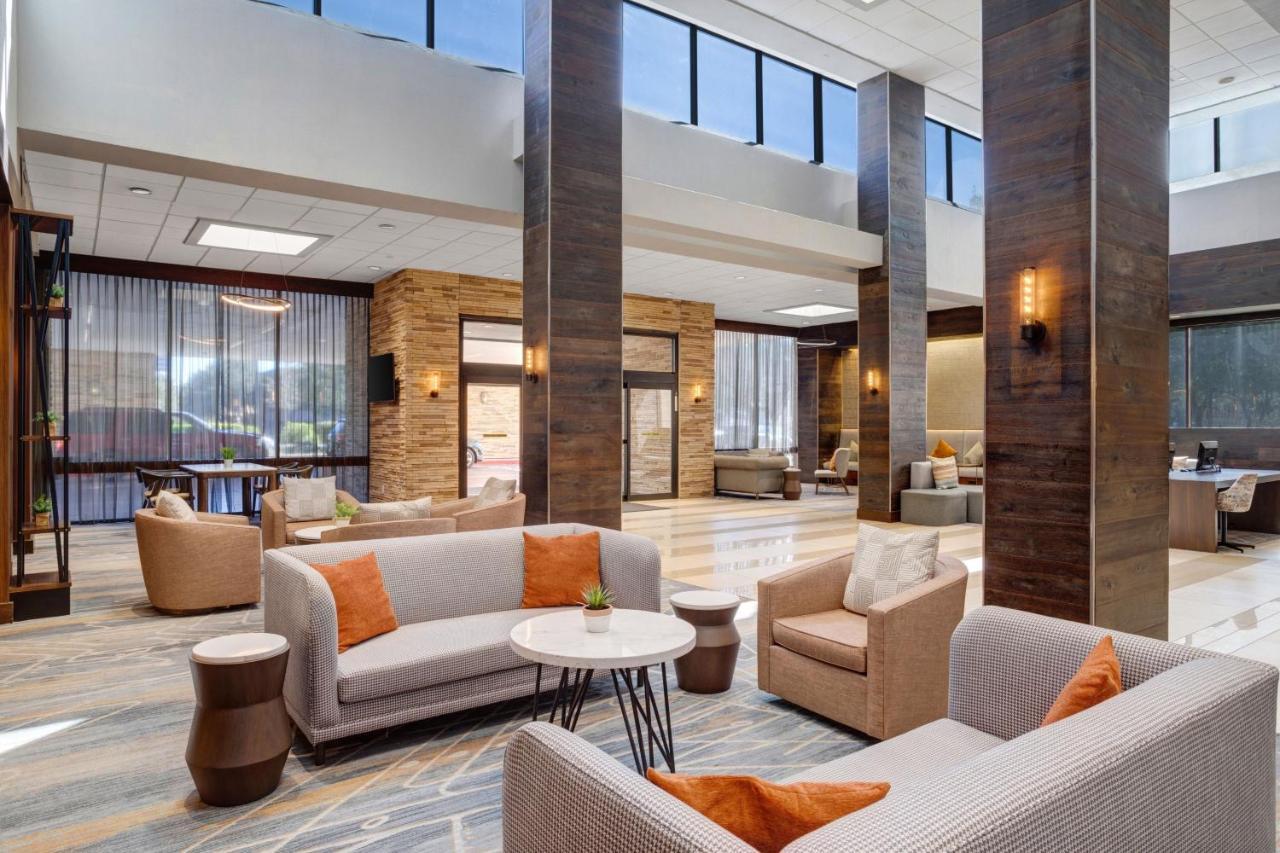 Hotel Marriott North 4*